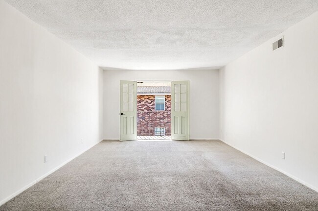 Interior Photo - The Riverview