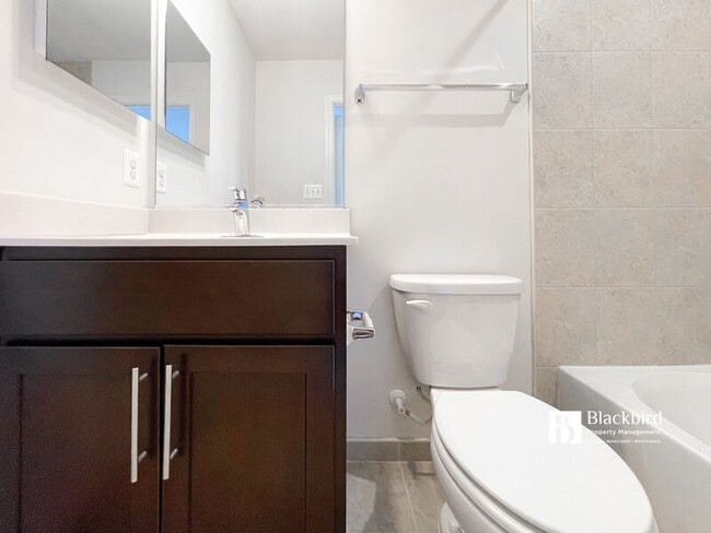 Building Photo - 9616 Wesbourne Dr