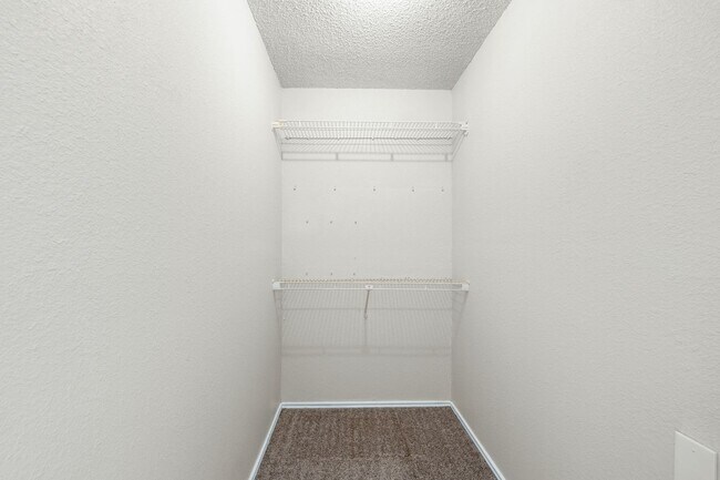 Building Photo - AUS6002 Parkwood