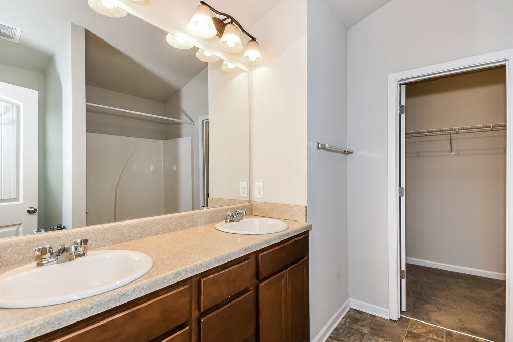 Building Photo - 37 Samuel Way