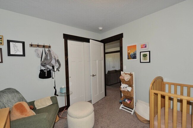 Building Photo - Canfield Mountain 3 bed 2.5 bath with loft...