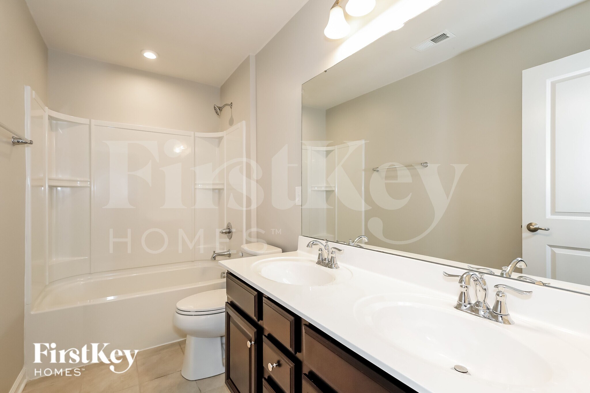 Building Photo - 1207 Harkey Creek Dr