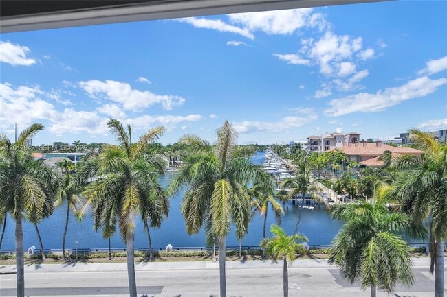 Building Photo - 1770 E Las Olas Blvd