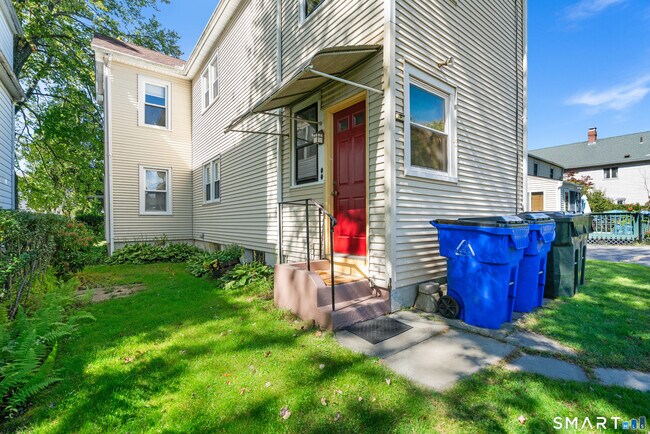 Building Photo - 118 Cambridge St