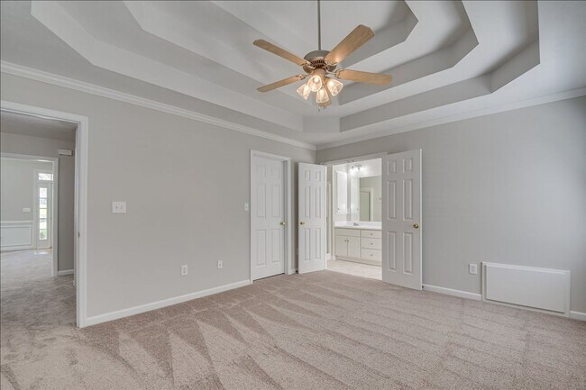 Building Photo - 412 Trestle Ln