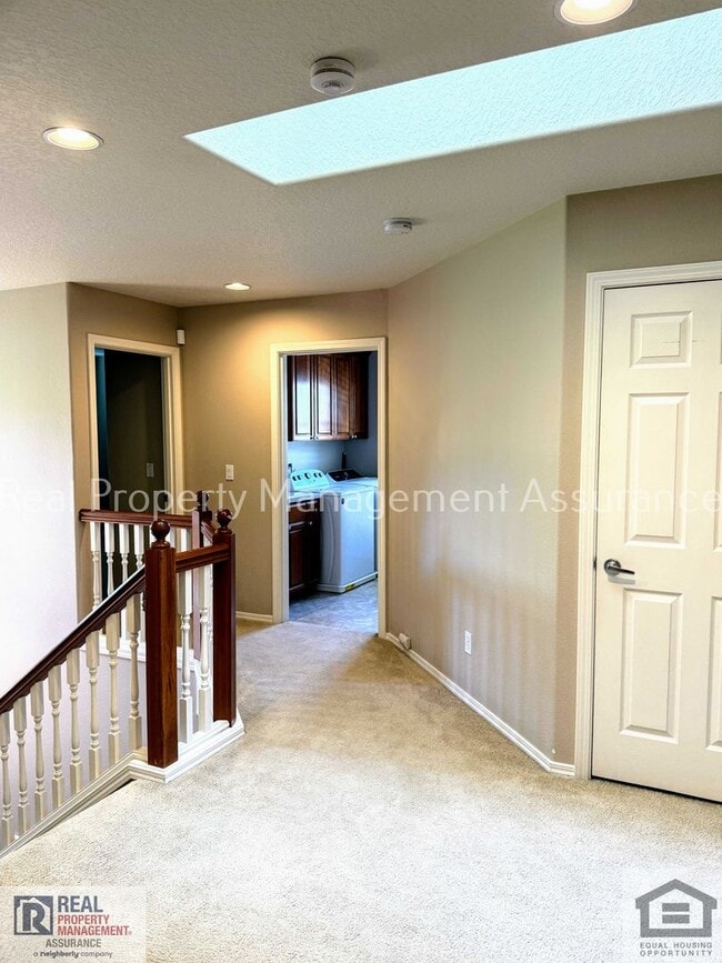 Building Photo - 13611 NW Stonebridge Dr