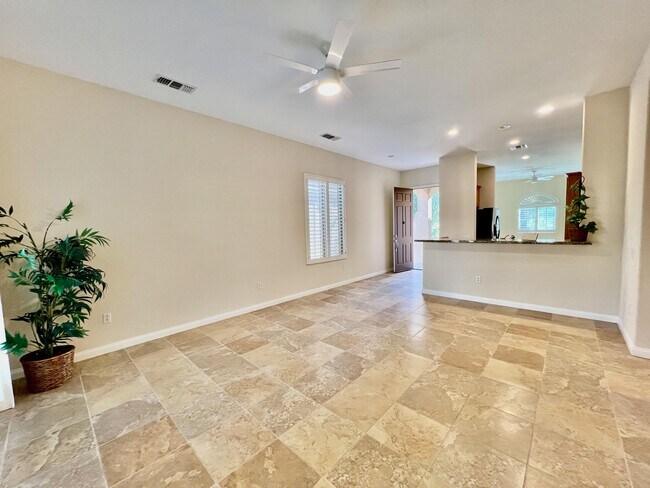 Building Photo - 81952 Avenida Bienvenida