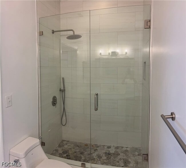 Building Photo - 15401 Bellamar Cir