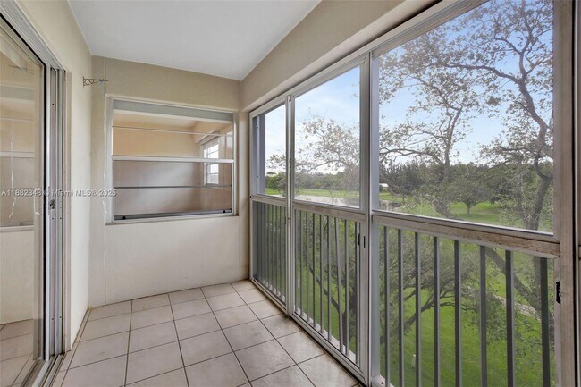 Building Photo - 1201 SW 128th Terrace