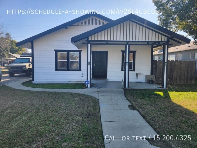 Primary Photo - Charming 2-Bedroom Home in Tulare – Modern...