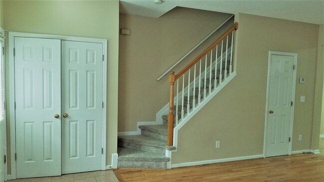 Stairs - 4645 Valais Ct