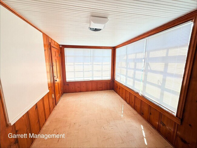 Building Photo - Beautiful 2/1 House for Rent in Lampasas, TX