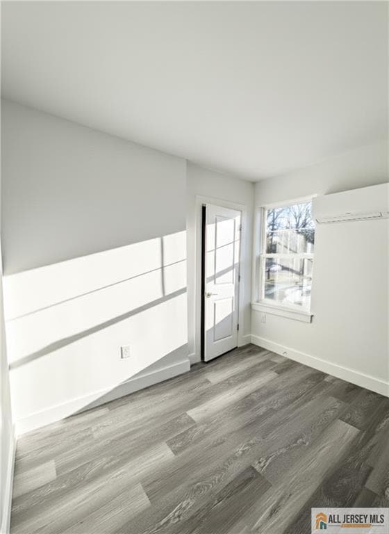 Building Photo - 1790 W 4th St