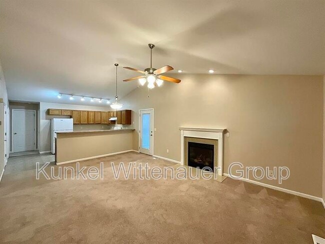 Building Photo - 10909 Kentfield Dr