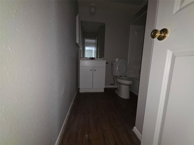 Building Photo - 12742 Shannon Hills Dr