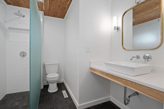 Building Photo - 6744 Merwin Pl