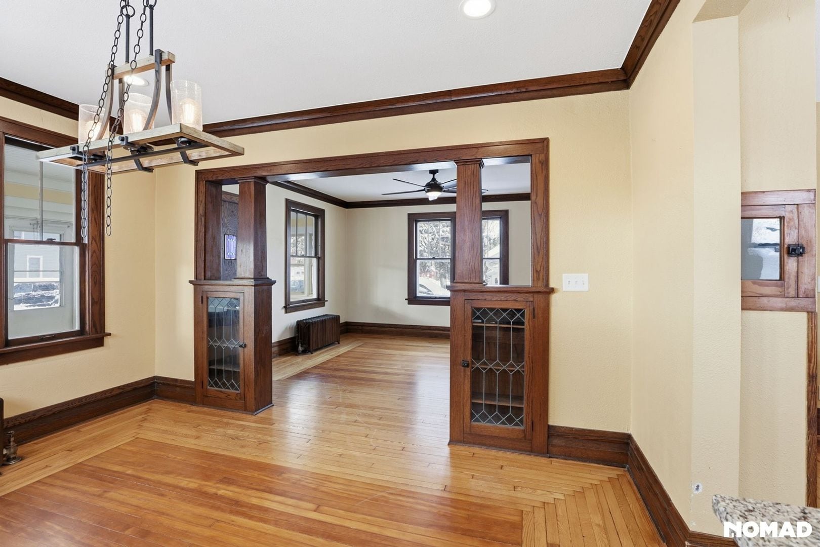 Building Photo - 40 W Lewis St