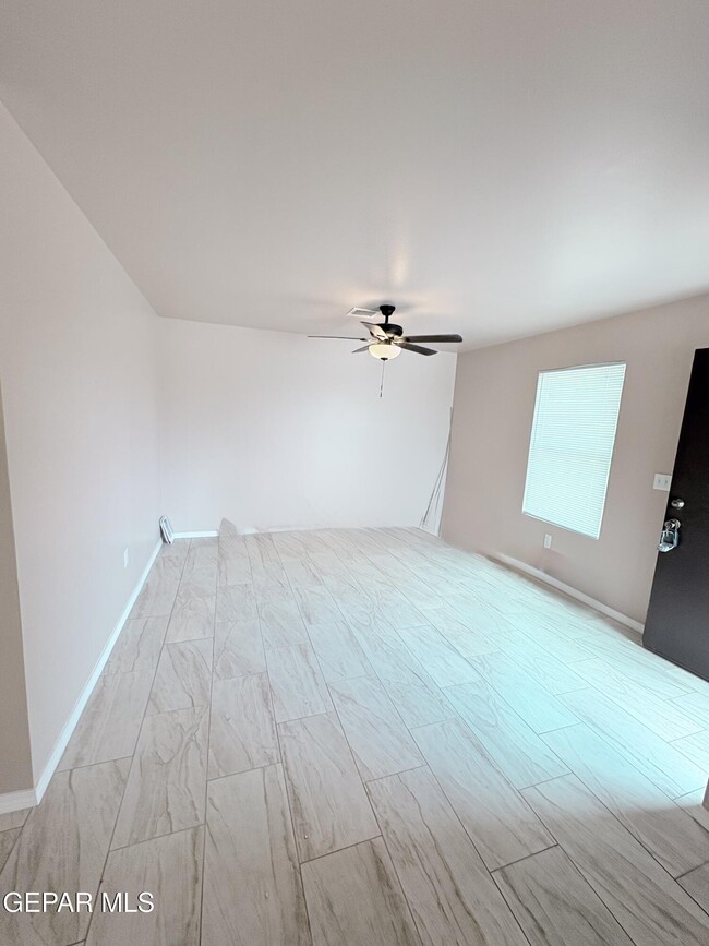 Building Photo - 4640 Vesta Loop Ct