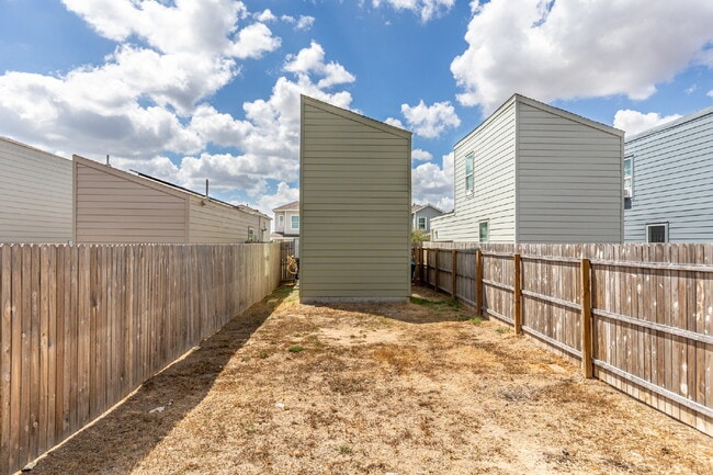 Building Photo - 4271 Thalweg Way