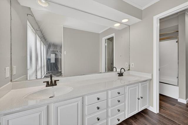 Building Photo - 9809 Matchpoint Pl