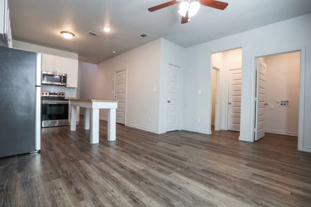 Building Photo - 3323 Brambleton Hill Pl