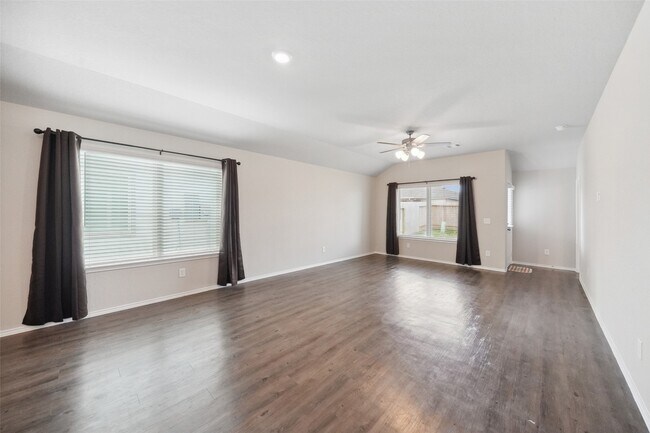 Building Photo - 21823 Willow River Canyon Ln