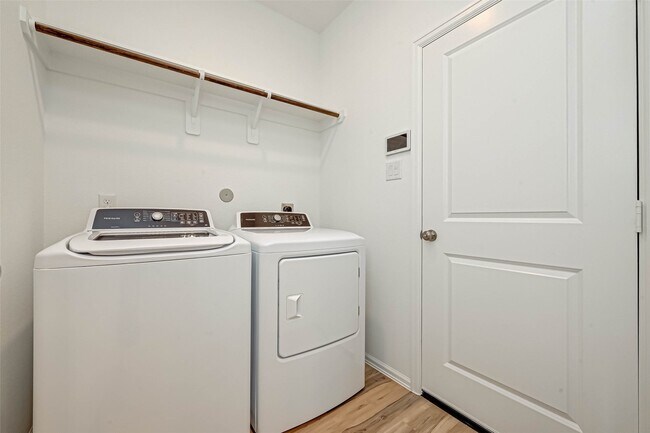 Building Photo - 21343 Bering Reach Dr