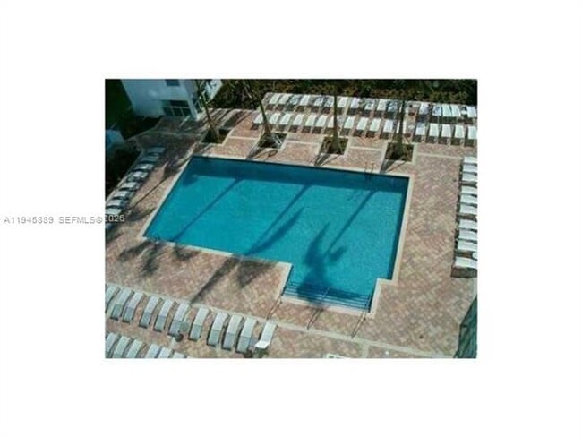 Building Photo - 31 SE 5th St