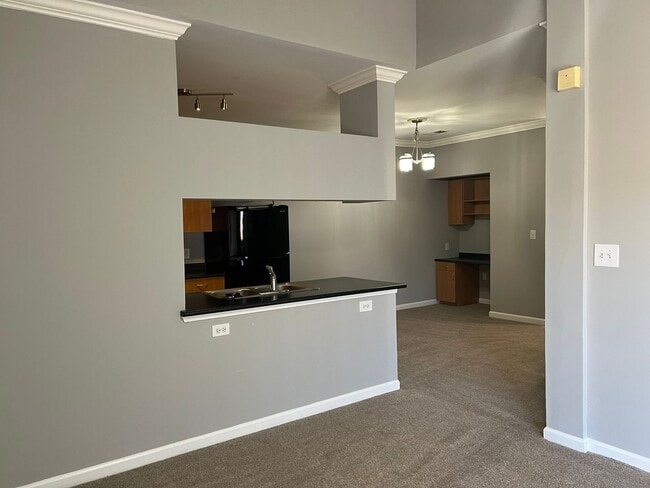 Building Photo - L(o)(o)K what we found!