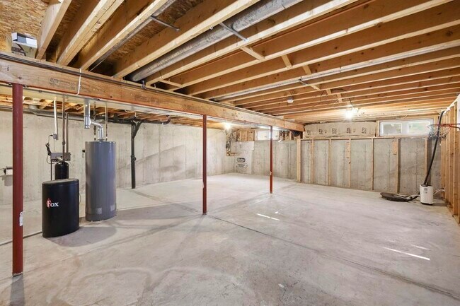 Building Photo - 640 Tower Dr