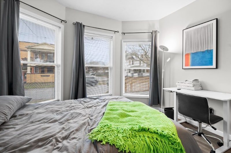 Building Photo - 1842 Crawford Rd