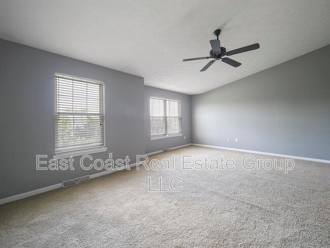 Building Photo - 4910 Edgeware Ter
