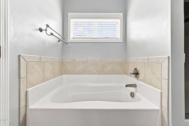 Building Photo - 59 Sunnybrook Ln