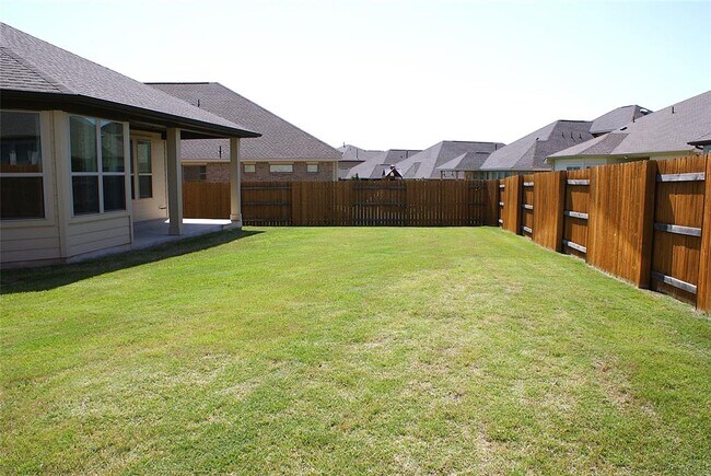 Building Photo - 3264 Pablo Cir