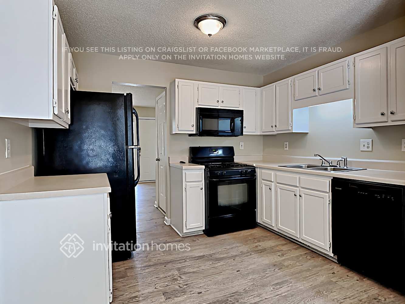 Building Photo - 114 Brooks Mill Ln