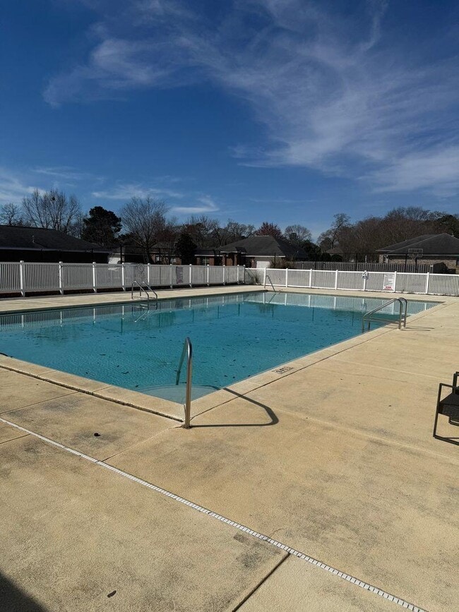 Building Photo - 3070 Crown Creek Cir