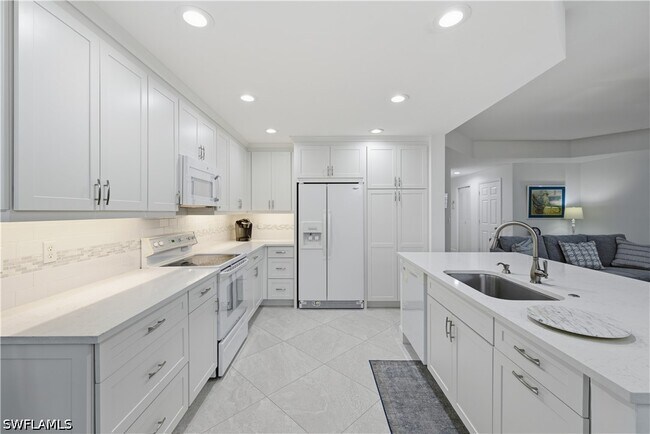 Building Photo - 25248 Pelican Creek Cir