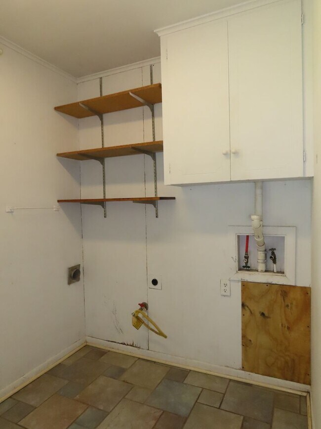 Building Photo - Cozy 3 Bedroom 2 Bathroom In Tyler!!