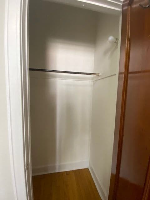 Building Photo - 2123 W Ainslie St