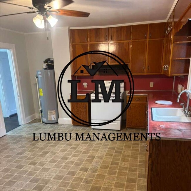 Building Photo - 1473 Myrtle Ave