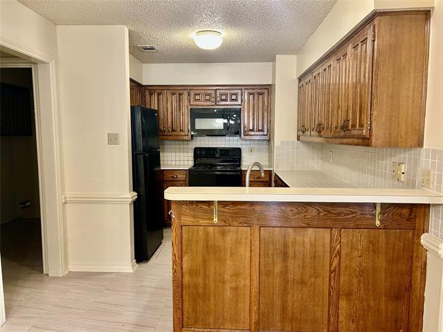 Building Photo - 1318 Mission St