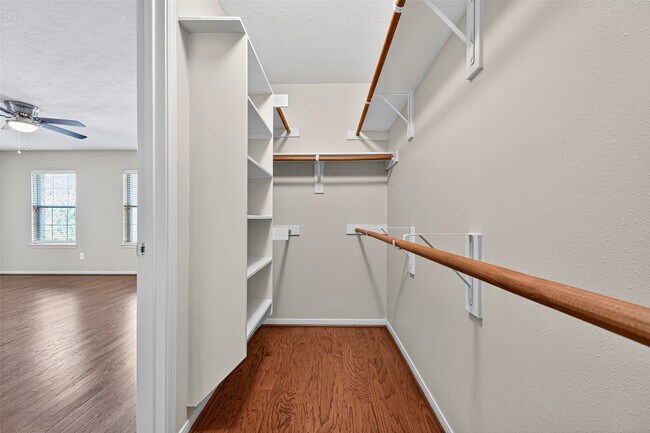 Building Photo - 24823 Cobble Canyon Ln