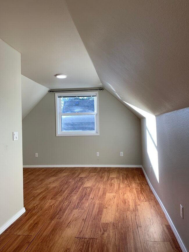 Bedroom - large window - 1924 SE 139th Ave