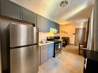 Building Photo - 70 Russell St