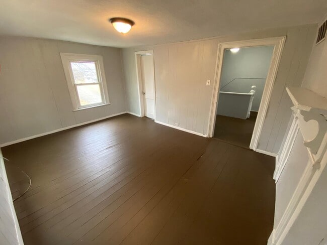 Building Photo - 1519 Campbell Ave