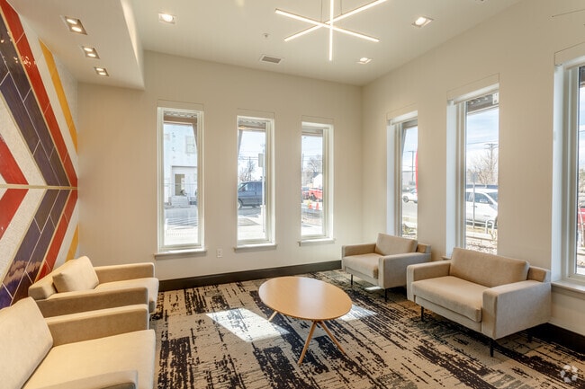 Interior Photo - Elisabetta