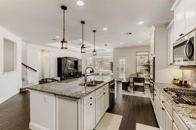 Building Photo - 3332 De Coronado Trail