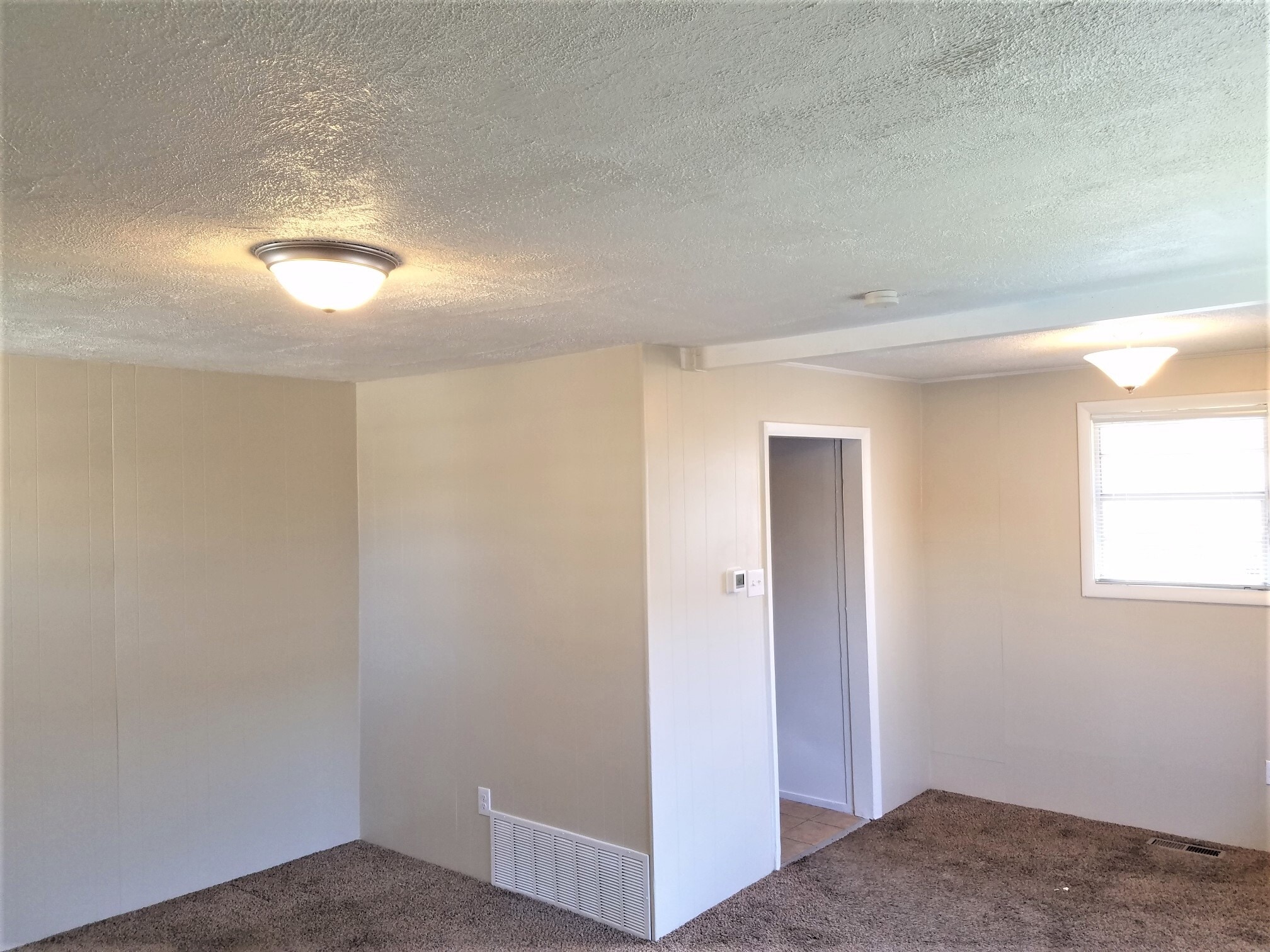 Building Photo - 5997 Magnolia St