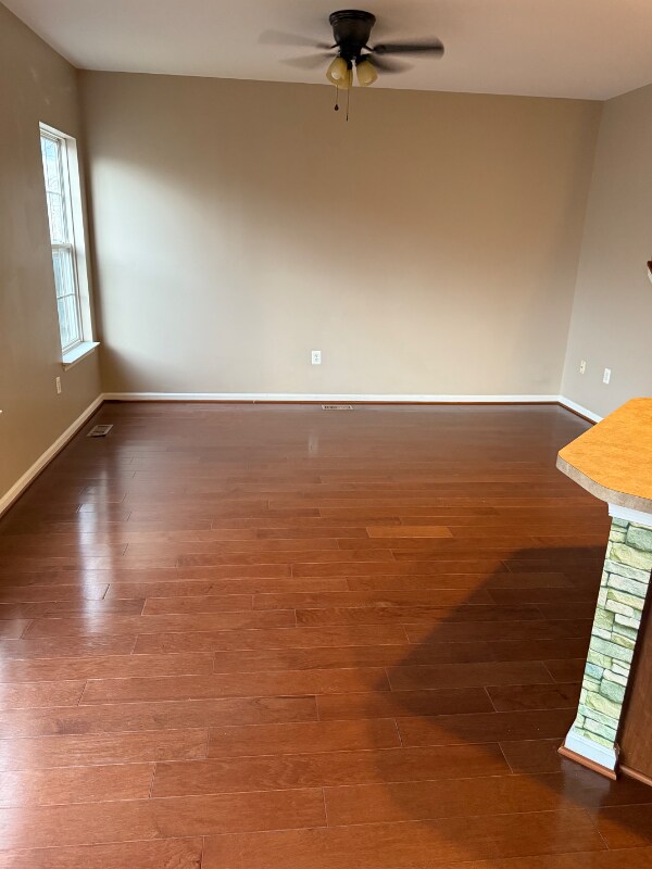 Building Photo - 144 Executive Cir
