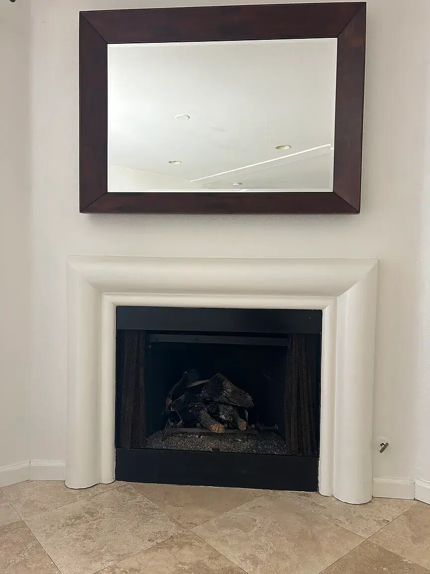 Fireplace - 3215 Costa Alta Dr